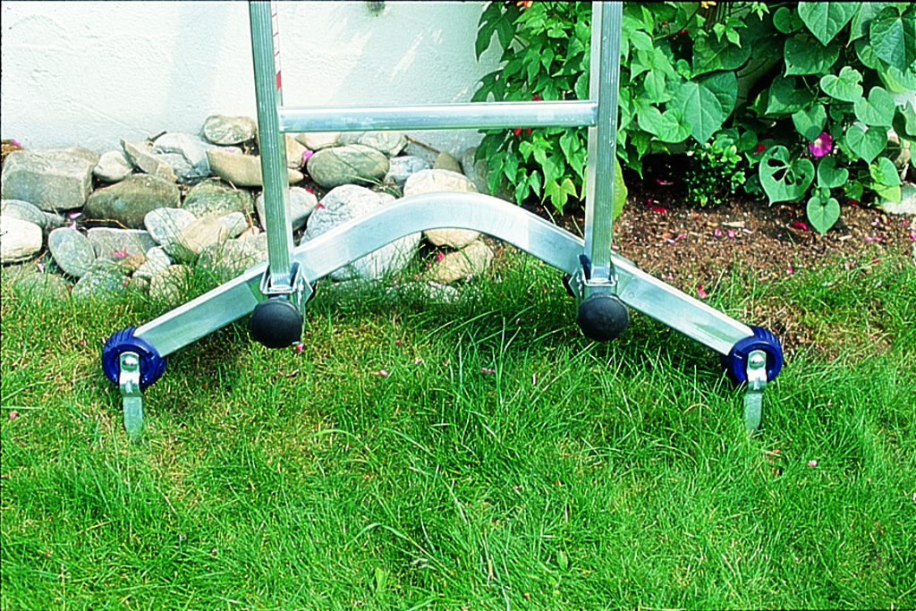 Anlegeleiter Alu, mit Klapptraverse Anlegeleiter Alu, mit Klapptraverse