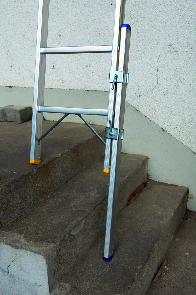 Fußverlängerungen für Anlegeleitern (für Holm 60 mm) Fußverlängerungen für Anlegeleitern (für Holm 60 mm)