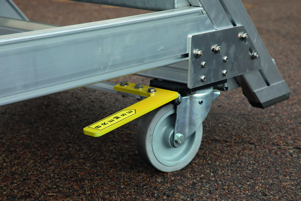 Podesttreppen rollbar, LW 800 mm, mit überstehender Traverse, Podesttreppen rollbar, LW 800 mm, mit überstehender Traverse,