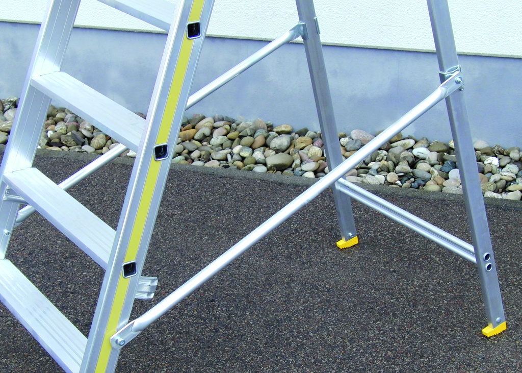 Plattformleitern aus Alu, Hubrollen am Stützteil Plattformleitern aus Alu, Hubrollen am Stützteil