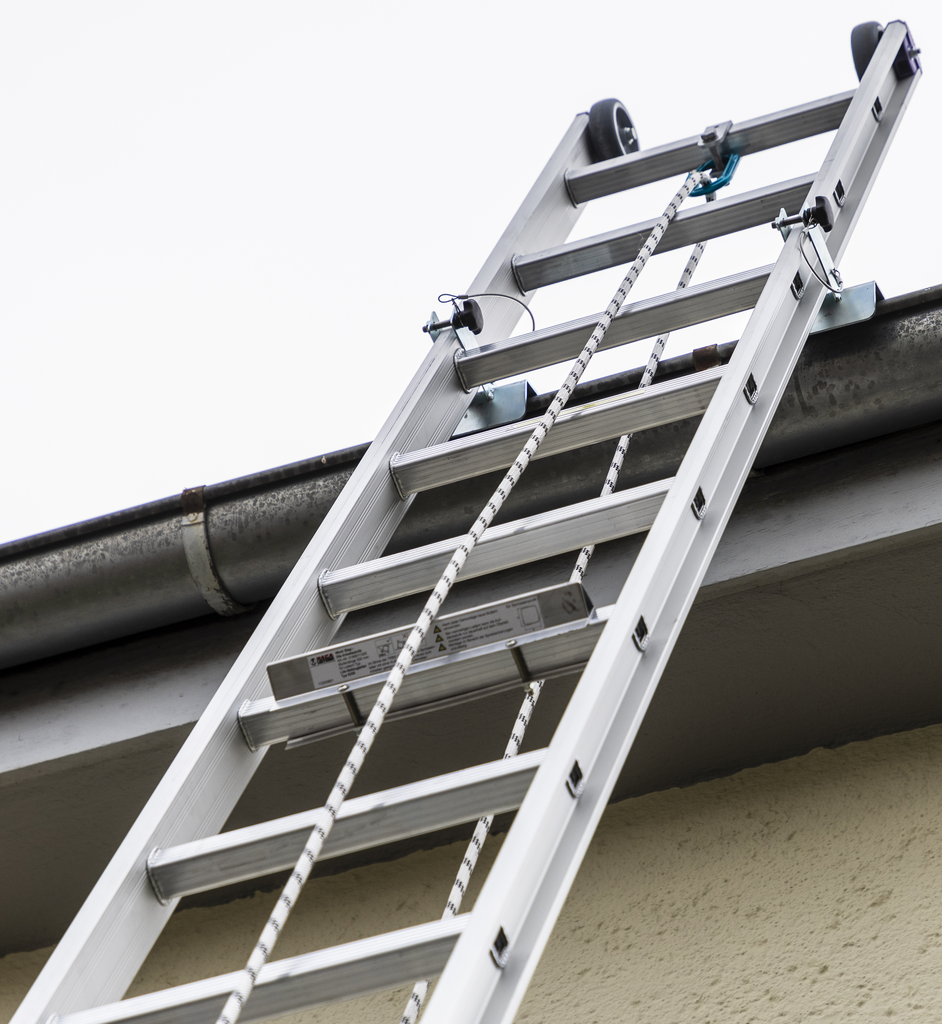 Schiebeleiter mit Fallschutz