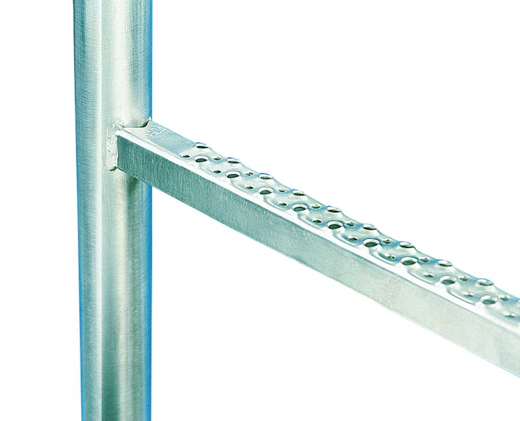 Ortsfeste Leiter aus Stahl LW 400 mm mit U-Profil-Sprossen Ortsfeste Leiter aus Stahl LW 400 mm mit U-Profil-Sprossen