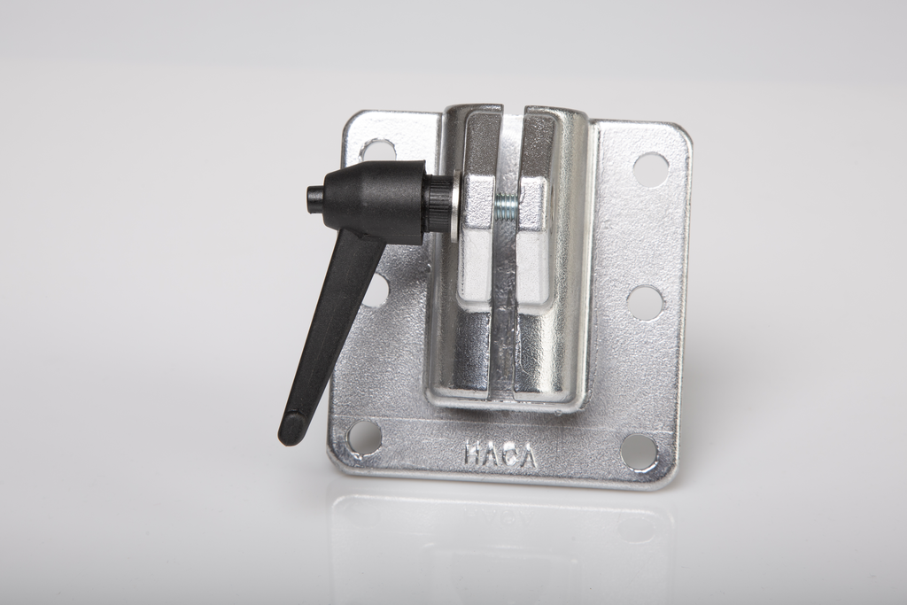 Treppenwangen Anschlußstück zur Befestigung am Aufstieg Treppenwangen Anschlußstück zur Befestigung am Aufstieg