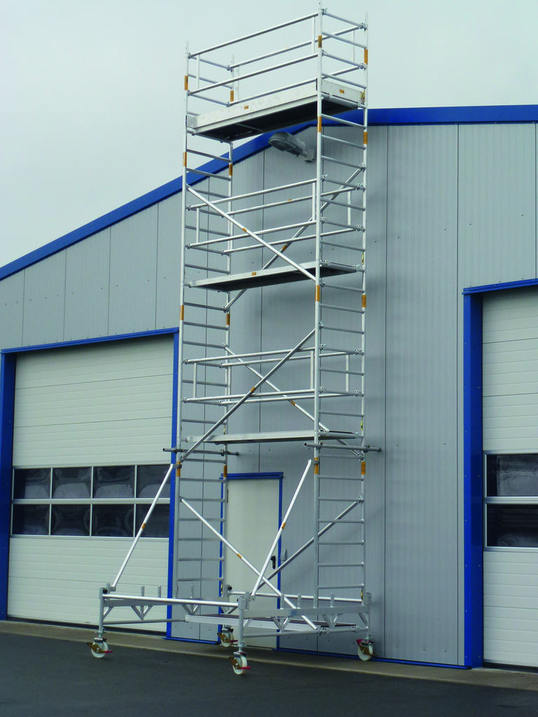 Fahrgerüst aus Alu, Bühne 2,50 m x 0,85 m Fahrgerüst aus Alu, Bühne 2,50 m x 0,85 m