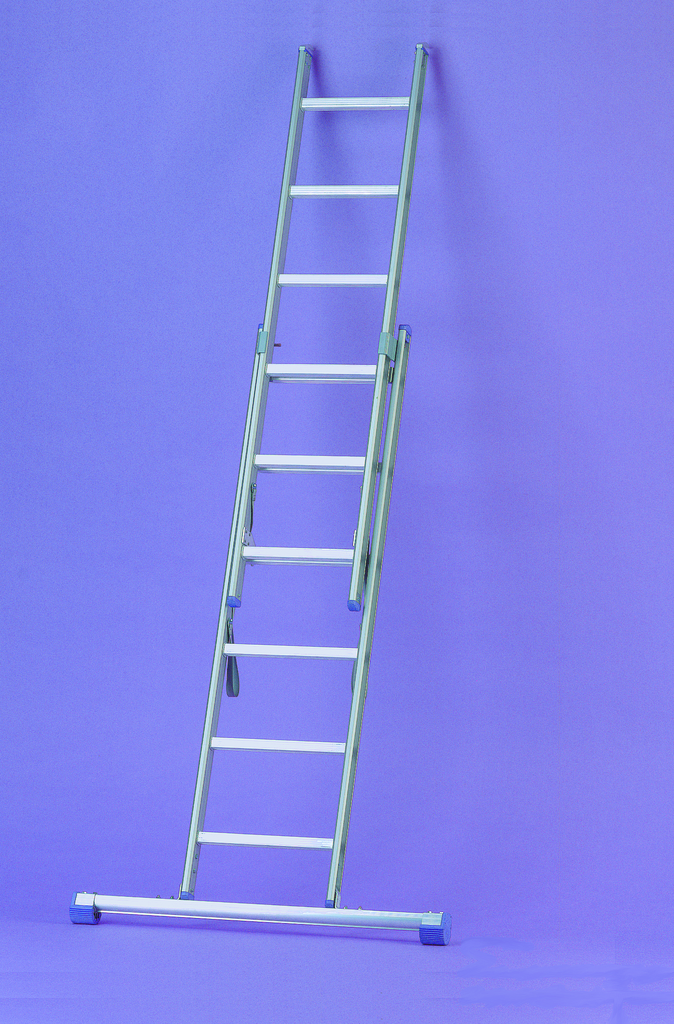 Kombinationsleitern aus Alu 2-tlg. eloxierte Holme Kombinationsleitern aus Alu 2-tlg. eloxierte Holme