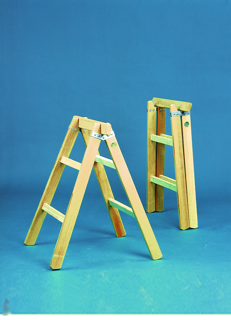 Klappböcke, aus Holz Klappböcke, aus Holz