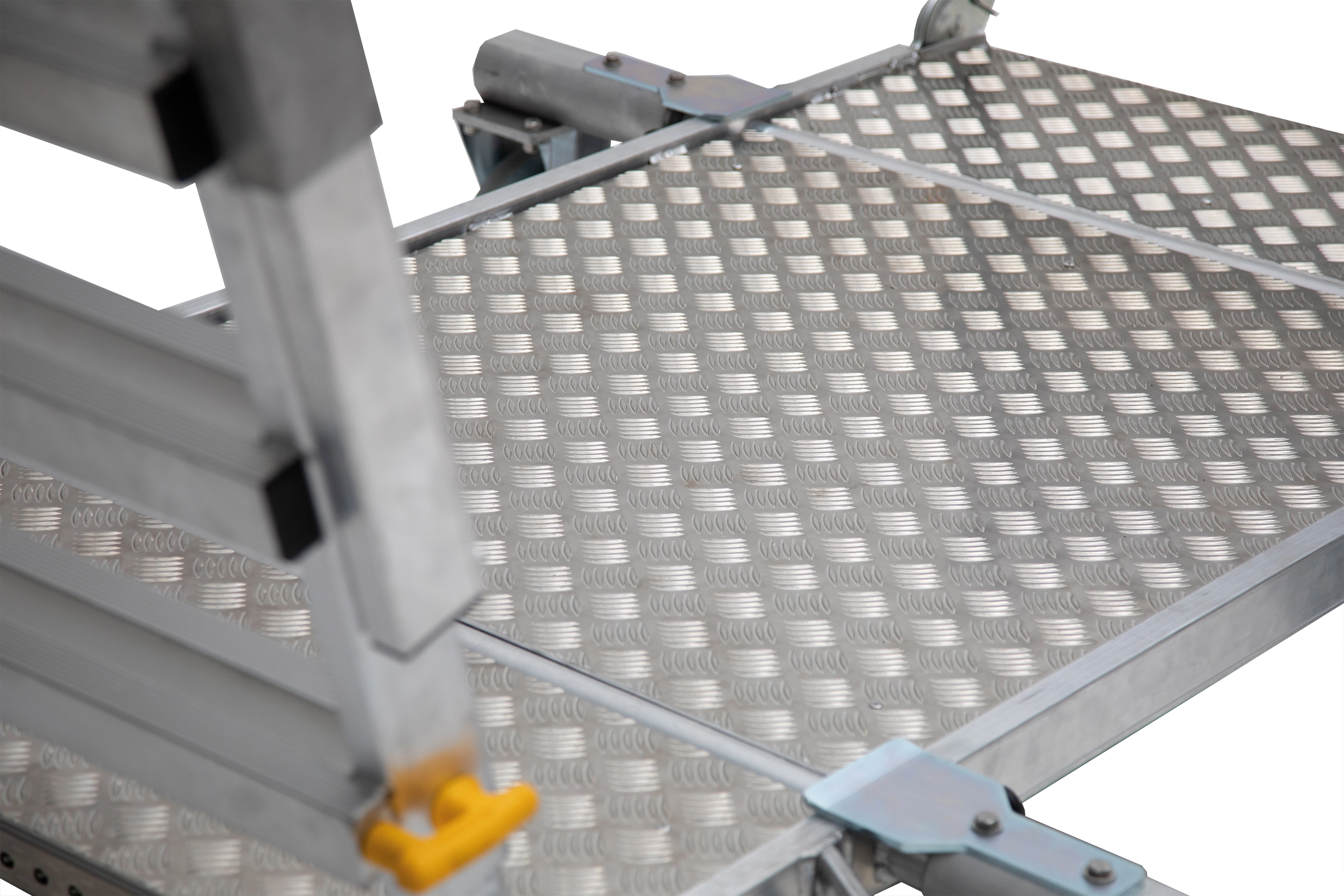 Alu Riffelbleche für Materialtransport Alu Riffelbleche für Materialtransport